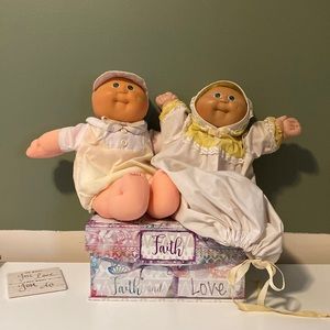 1985 Cabbage Patch Kids Baby Boy & Baby Girl